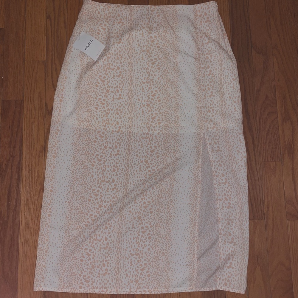 MIDI SKIRT